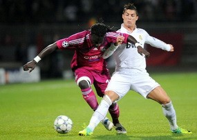 Dua Gol Ronaldo Loloskan Madrid ke Babak 16 Besar