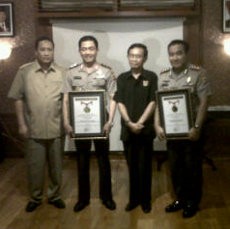 Sebulan Renovasi 32 Sekolah, Polda Jabar Sabet MURI