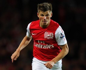 Arshavin Tak Istimewa di Arsenal