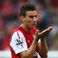 Koscielny Impikan Tampil di Polandia-Ukraina