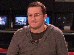 Darren Aronofsky Akan Sutradarai Video Klip Lou Reed dan Metallica