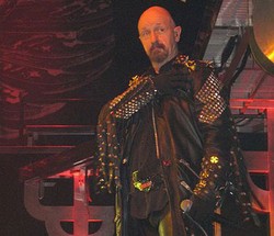 Eks Manajer Tuntut Vokalis Judas Priest Ganti Rugi 50 Juta Dolar AS