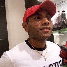 Tibo Tak Pikirkan Persaingan di Lini Depan