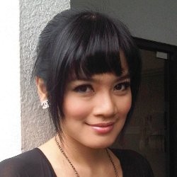 Titi Kamal Rambah Bisnis Katering 