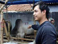 Tommy Kurniawan Berkurban 