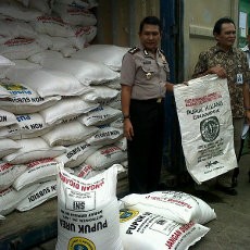 Modus Pelaku Penyalahgunaan Pupuk Subsidi hanya Ganti Karung
