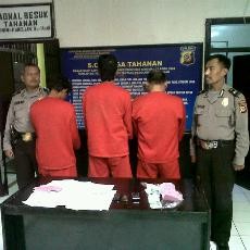 Judi Togel via SMS di Bandung Merebak Sejak Oktober