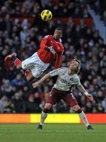 Evans Enggan Remehkan Sunderland