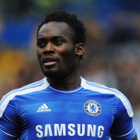 Essien Bisa Kembali Akhir Tahun