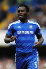 Essien Bisa Kembali Akhir Tahun