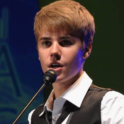 Dituduh Hamili Fans, Justin Bieber Akhirnya Buka Mulut