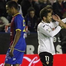 Kalahkan Levante, Valencia ke Posisi Tiga