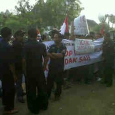 Dilarang Bertanding, Atlet Bulutangkis Demo di Cengkareng