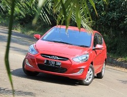 Uji Jalanan Hyundai Grand Avega