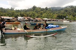 Naik Ketinting Bareng Ayu Ting-Ting