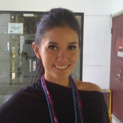  Titi Sjuman: Aku Hadir di Tengah Boyband dan Girlband