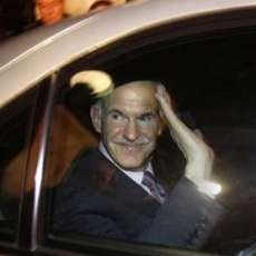 Perdana Menteri Yunani Mundur, Pemerintahan Koalisi Dibentuk