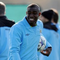Ditinggalkan Tiga Singa, Micah Richards Menolak Menyerah