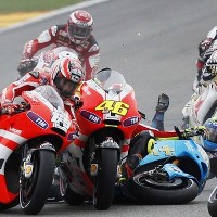 Bautista: Dovizioso Menyenggol Ban Depan Saya