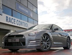 Nissan Luncurkan GT-R Anyar