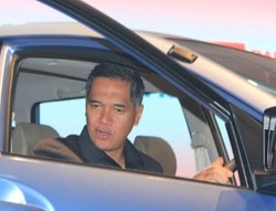 Mobil Pilihan Mendag Gita Wirjawan