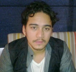 Keperawanan Tak Penting Bagi Mario Lawalata