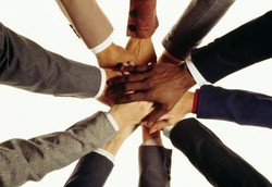 Otak Manusia Diciptakan untuk Bekerja Sama