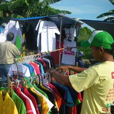 Pedagang Pernak-pernik SEA Games Mulai Ramaikan Jakabaring 