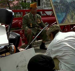 Lukis Veteran Cara Lenthero Art Refleksikan Semangat Kepahlawanan