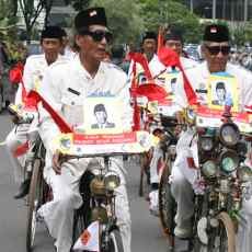 Sekolah Tempat Soekarno Belajar Dulu Diberi Prasasti