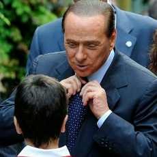 Berlusconi Mundur, Bursa Italia Anjlok Harga Surat Utang Merosot