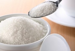 Jangan Menambahkan Gula Saat Bikin Susu Anak