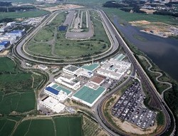 Melongok Dapur Hyundai di Korea