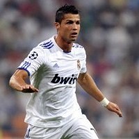 Messi Luar Biasa tapi Ronaldo Pemain Terlengkap