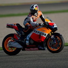 Pedrosa Kembali Ungguli Stoner