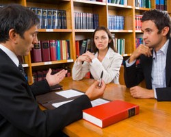 Pasangan Cerai Diminta Hakim Bertukar Password Facebook