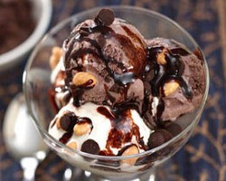 3 Kreasi Sundae untuk Kudapan Akhir Pekan