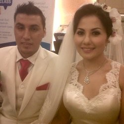 Emma Waroka Tegang di Pernikahan Kedua