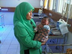 Bayi Seberat 4,3 Kg Lahir 11/11/11 di RS Al Islam