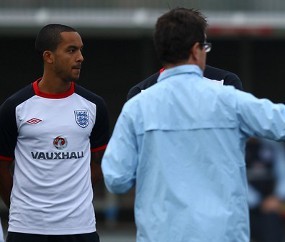 Walcott Ingin Inggris Main Seperti Arsenal
