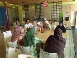 Halal Corner, Wadah Sosialisasi Halal Para Ibu