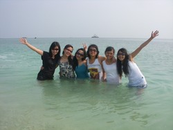 Resort tersembunyi di pantai ciputih nd pulau mangir