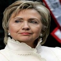 Hillary Clinton Desak Iran Respons Tuduhan Senjata Nuklir