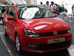 Kesan Pertama Menjajal Mobil Terbaik Dunia