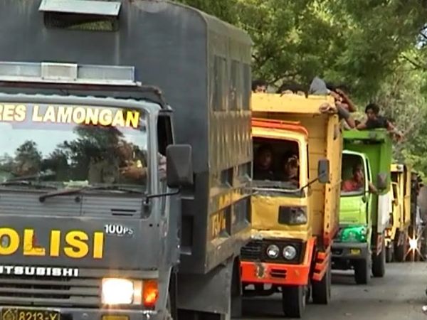 Rombongan Kera Sakti Diserang di Hutan Kabuh