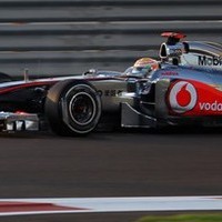 Hamilton Yakin Bisa Saingi Vettel