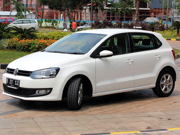 Menjajal Mobil Terbaik Dunia