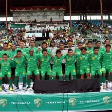 Persebaya Tampil Baru