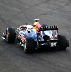 Vettel Berniat Telusuri Masalah Ban