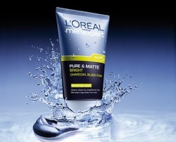 Sabun Berbusa Hitam, Buat Wajah Pria Bebas Minyak